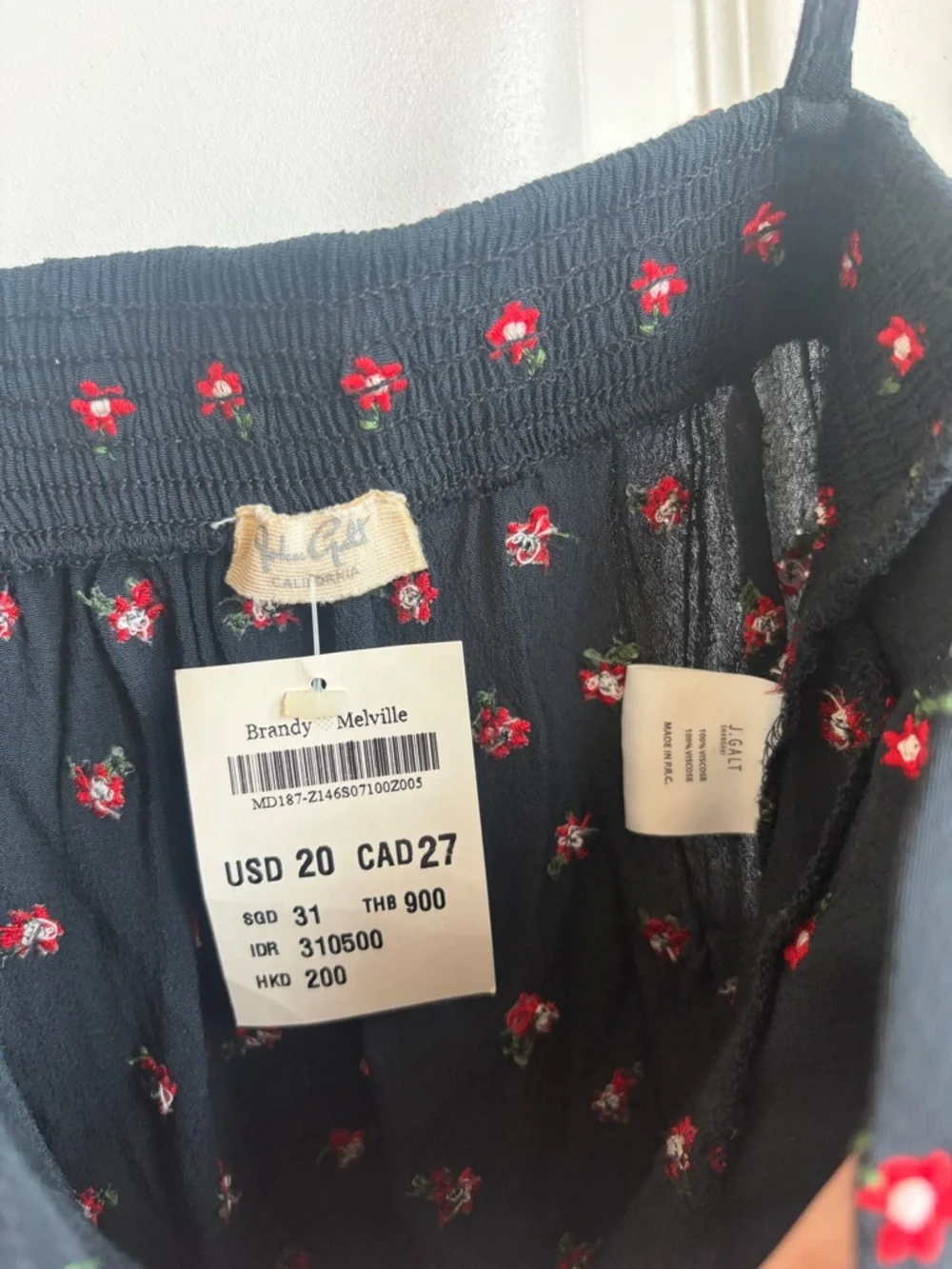 Brandy Melville John Galt Black Red Floral Tie-Front NWT - Picture 4 of 4